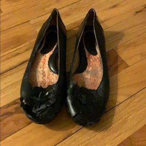 Women’s BORN black leather flats
